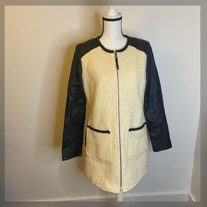 Jolt Women's black and cream jacket size M